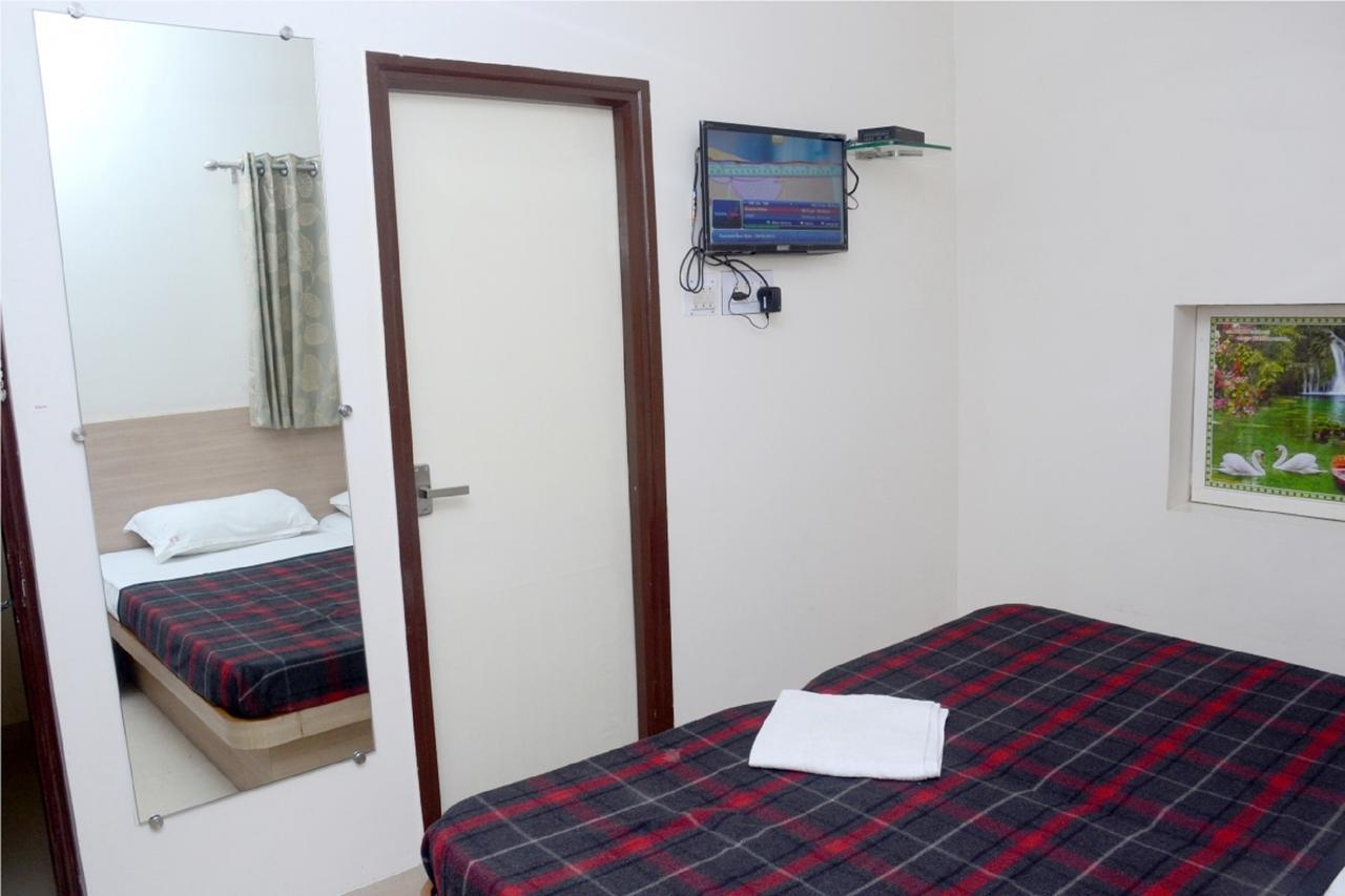 Hotel Kuber Nagpur Exterior photo
